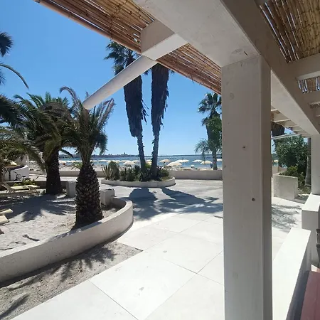 Lido Di On The *